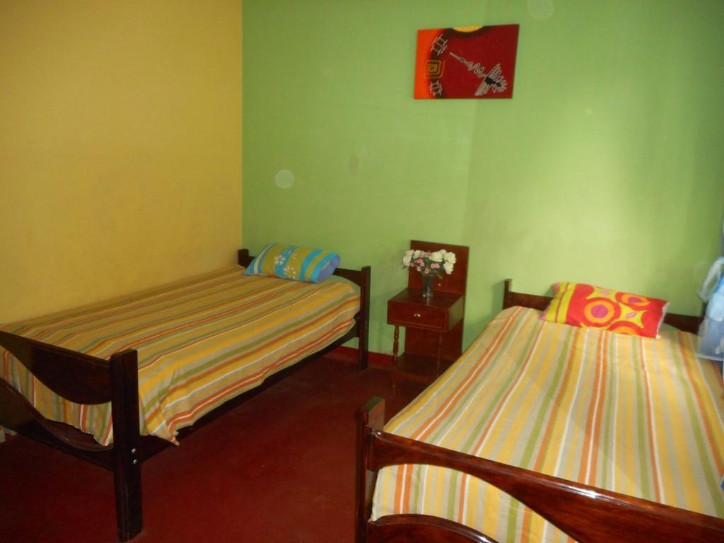 Hostal Geminis San Juan Bautista Exterior foto