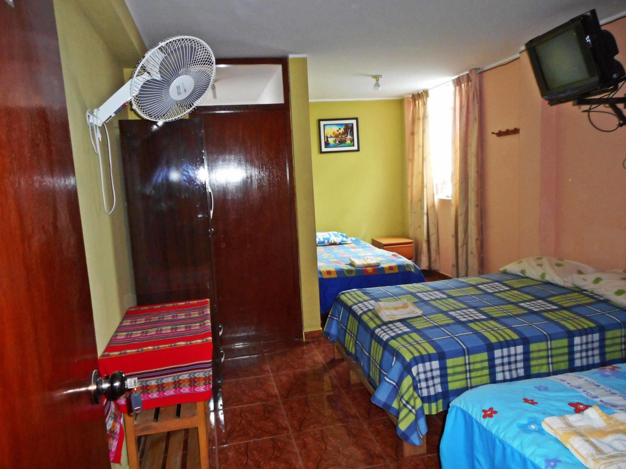 Hostal Geminis San Juan Bautista Exterior foto