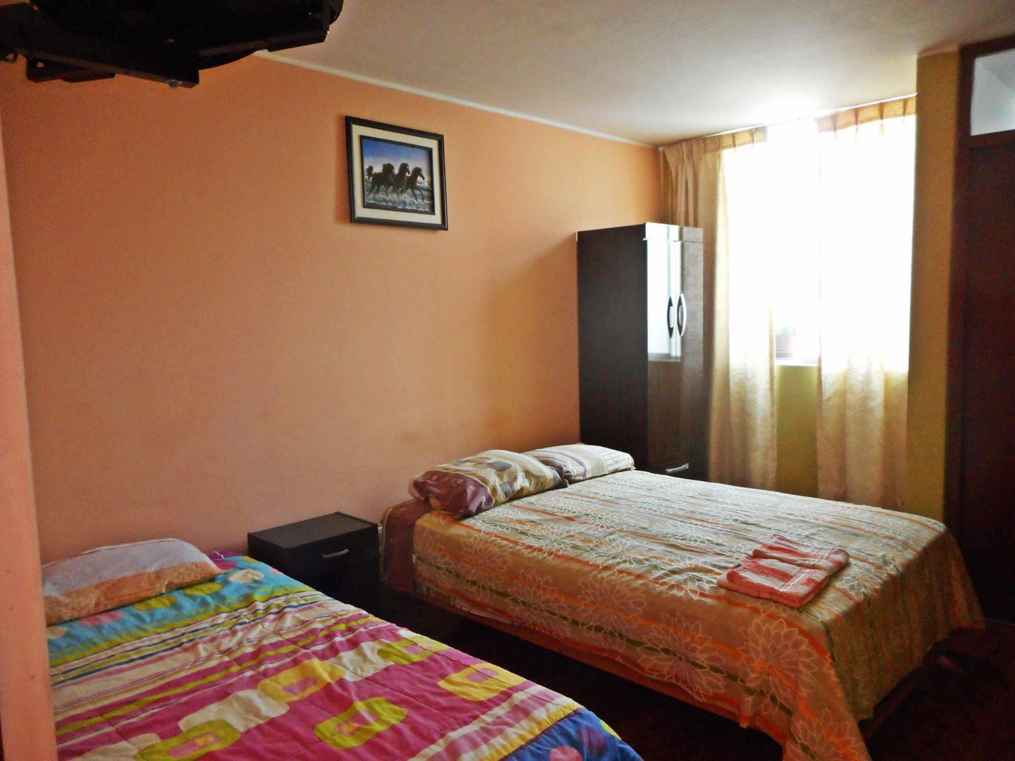 Hostal Geminis San Juan Bautista Exterior foto