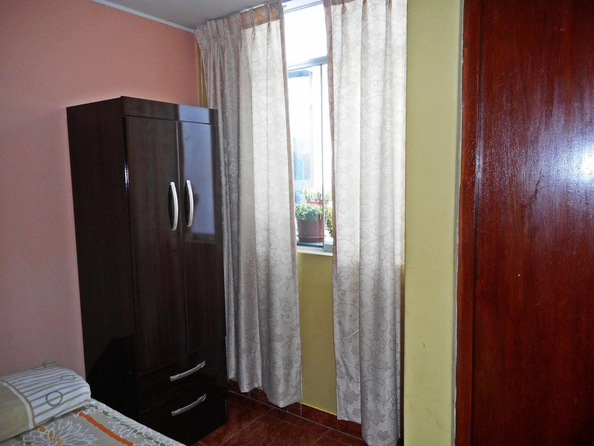 Hostal Geminis San Juan Bautista Exterior foto