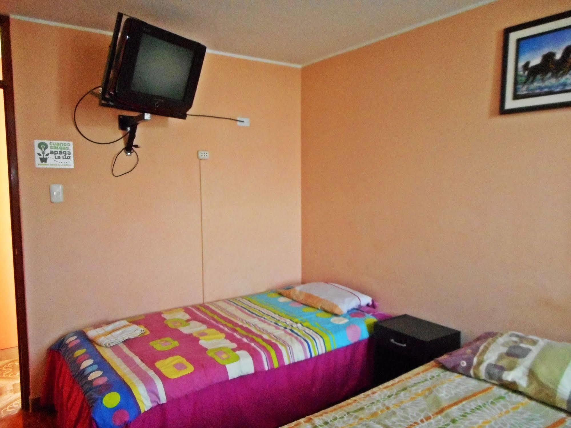 Hostal Geminis San Juan Bautista Exterior foto